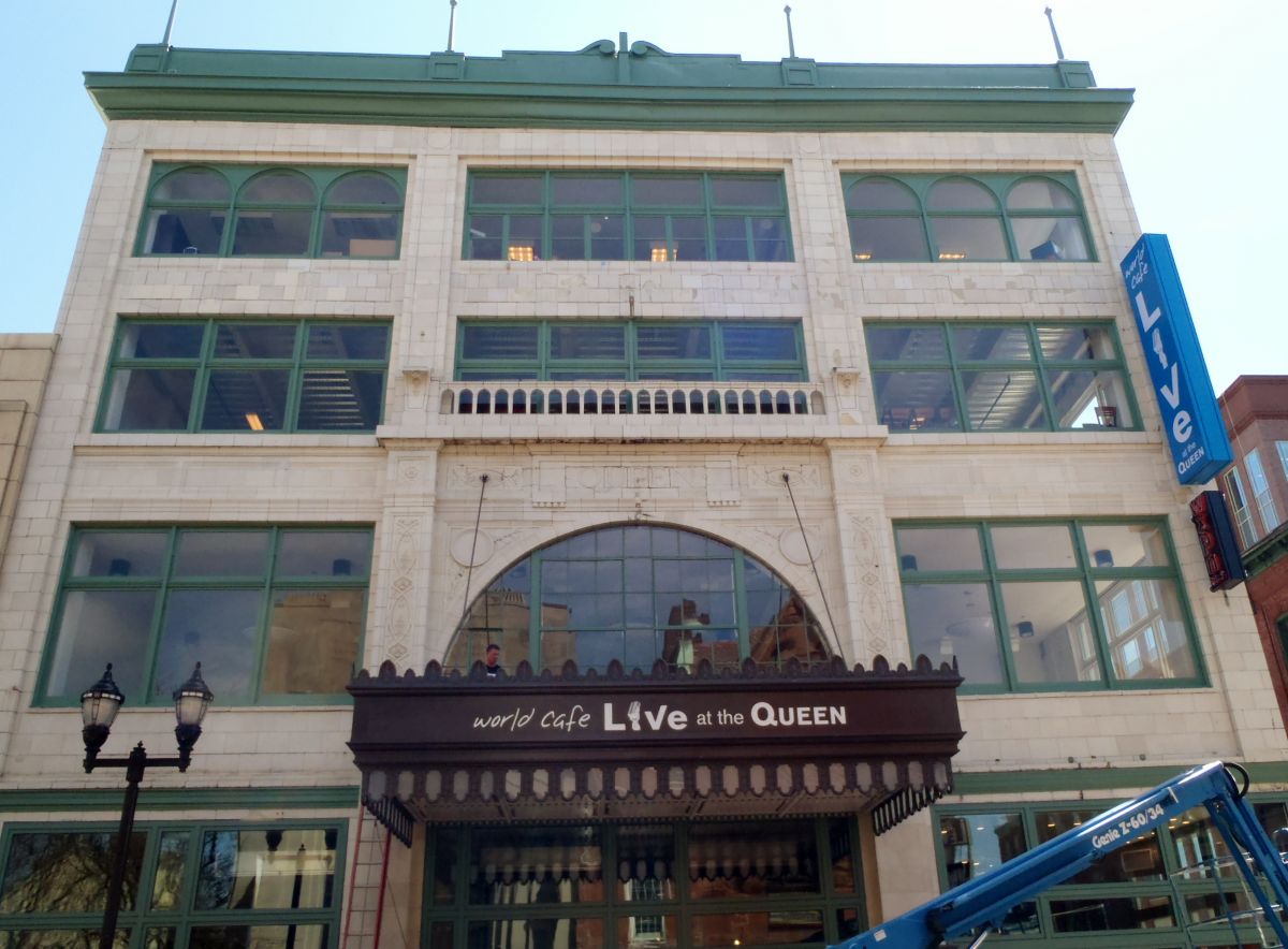 Queen Theatre 2